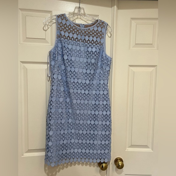 - Lauren by Ralph‎ Lauren Women's Geometric Lace Light Blue Dress . Size Sm… - Picture 1 of 8